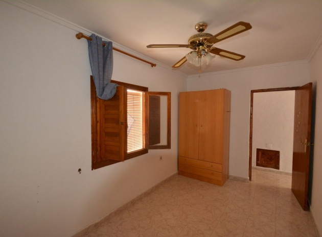 Resale - Townhouse - Torrevieja - Torrevieja Centro