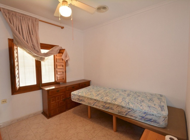 Resale - Townhouse - Torrevieja - Torrevieja Centro