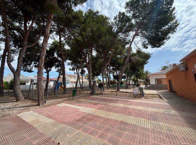 Resale - Townhouse - Torrevieja - Torrevieja Centro