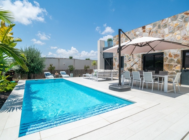 Resale - Villa - Algorfa - La Finca Golf