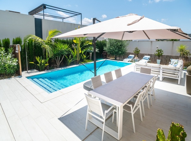 Resale - Villa - Algorfa - La Finca Golf