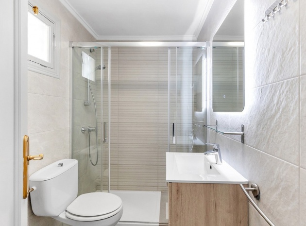 Resale - Apartment - Torrevieja - La Mata