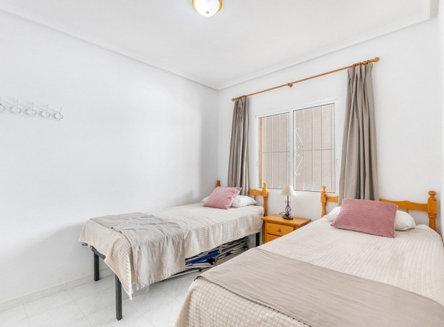 Resale - Apartment - Torrevieja - La Mata