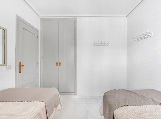 Resale - Apartment - Torrevieja - La Mata
