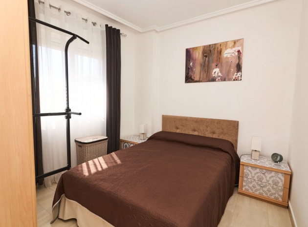 Resale - Apartment - Torrevieja - Torrevieja Centro