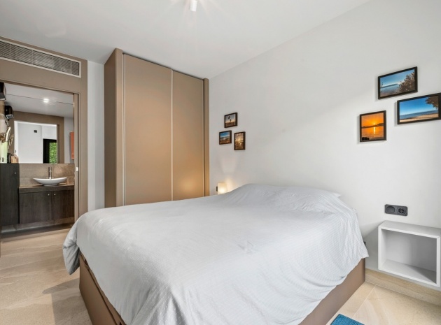 Resale - Apartment - Orihuela - Villamartin
