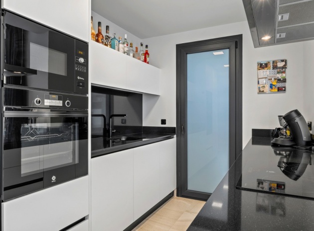 Resale - Apartment - Orihuela - Villamartin