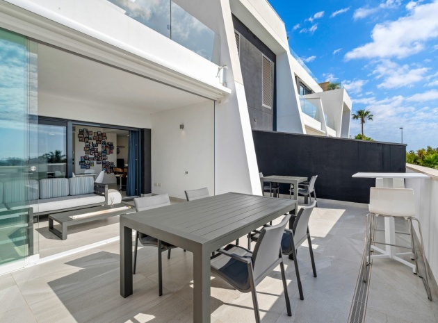 Resale - Apartment - Orihuela - Villamartin