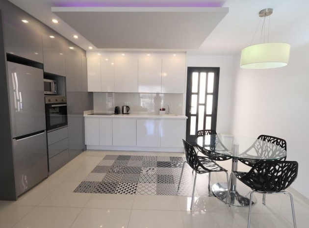 Resale - Apartment - Pilar de la Horadada - Torre De La Horadada