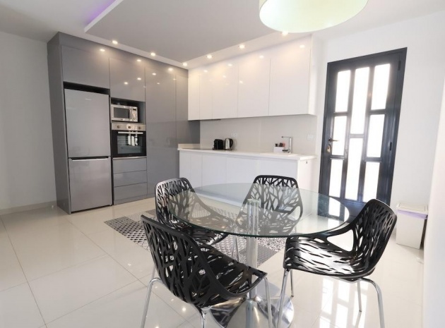 Resale - Apartment - Pilar de la Horadada - Torre De La Horadada
