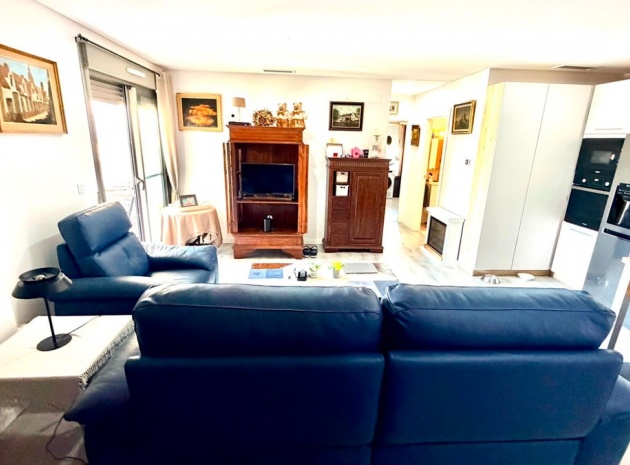 Resale - Apartment - Orihuela - La Zenia