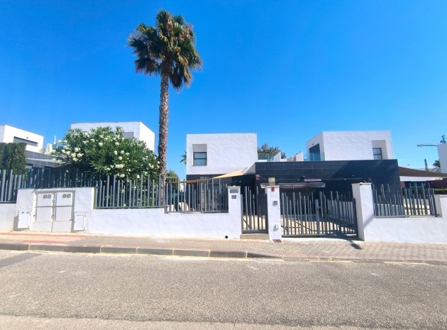 Resale - Townhouse - Algorfa - La Finca Golf Resort