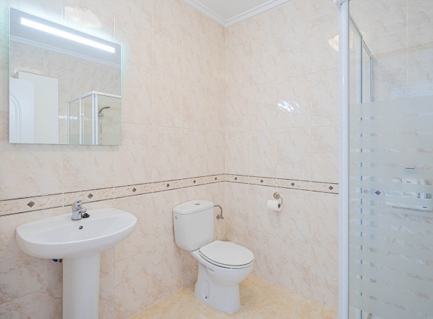 Resale - Townhouse - Ciudad Quesada - Dona Pepa