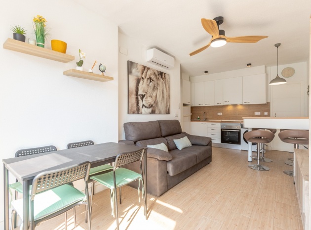 Resale - Apartment - Los Balcones - lago jardin