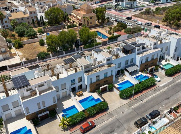 Resale - Townhouse - Torrevieja - Torrevieja Centro