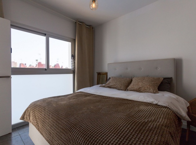 Resale - Townhouse - Torrevieja - Torrevieja Centro