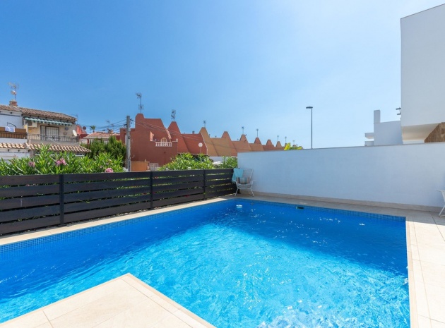 Resale - Townhouse - Torrevieja - Torrevieja Centro