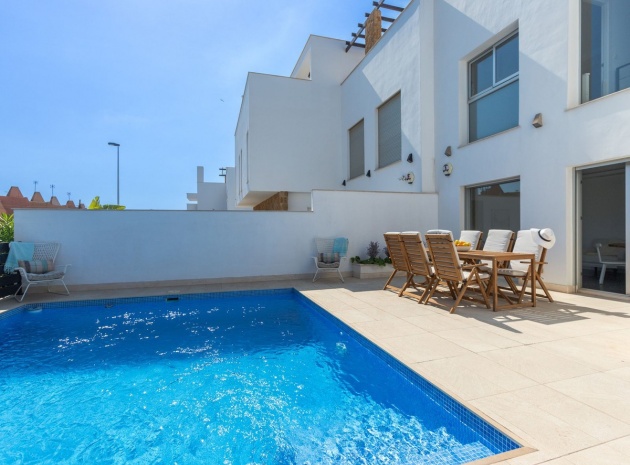 Resale - Townhouse - Torrevieja - Torrevieja Centro