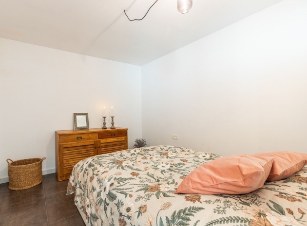 Resale - Townhouse - Torrevieja - Torrevieja Centro