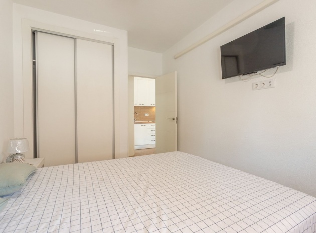 Resale - Apartment - Torrevieja - Lago Jardin