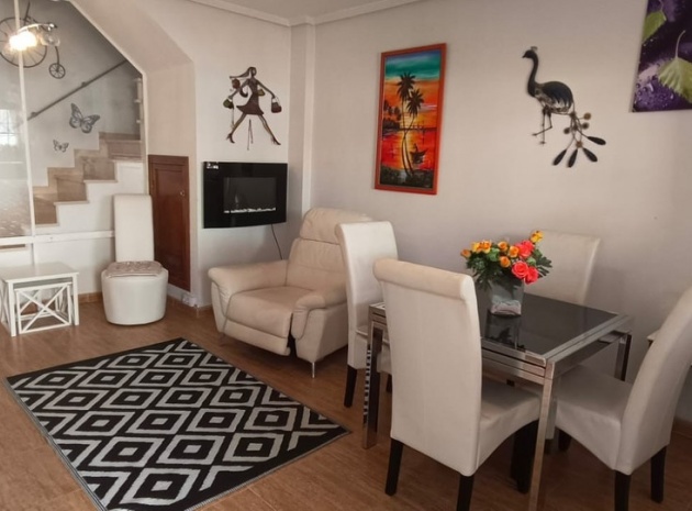 Resale - Villa - Orihuela - Orihuela Costa