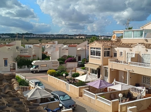 Resale - Villa - Orihuela - Orihuela Costa