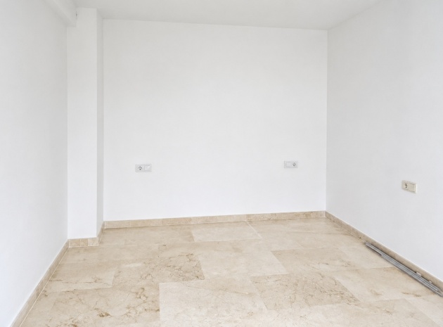 Resale - Apartment - Orihuela - Campoamor
