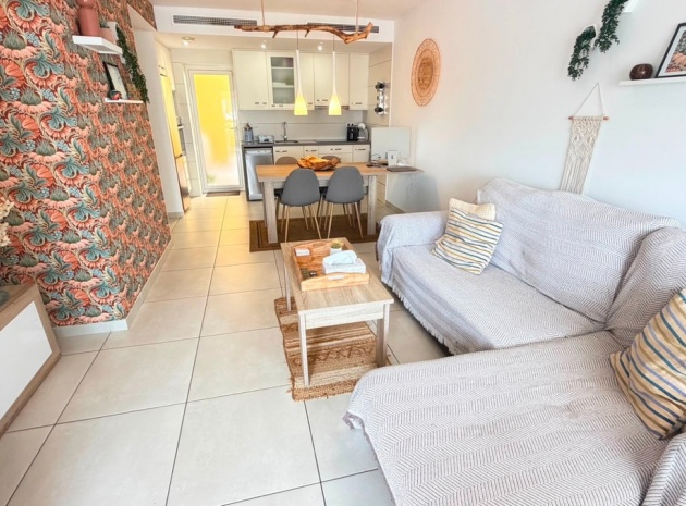 Resale - Apartment - Torrevieja - Aguas Nuevas