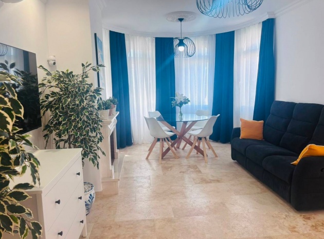 Resale - Villa - Orihuela - Blue Lagoon