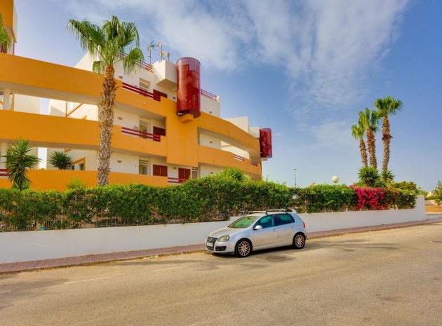 Resale - Apartment - Orihuela - Orihuela Costa