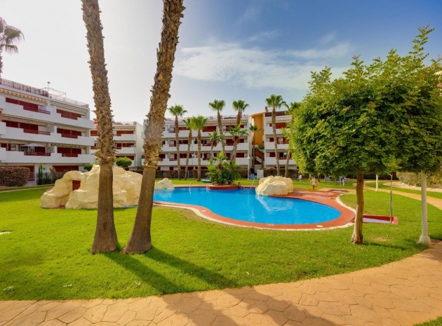 Resale - Apartment - Orihuela - Orihuela Costa
