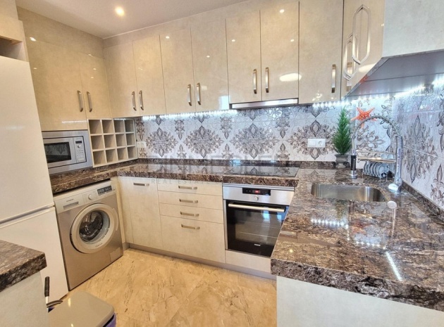 Resale - Apartment - Torrevieja - La Mata