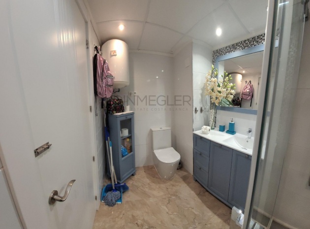 Resale - Apartment - Torrevieja - La Mata
