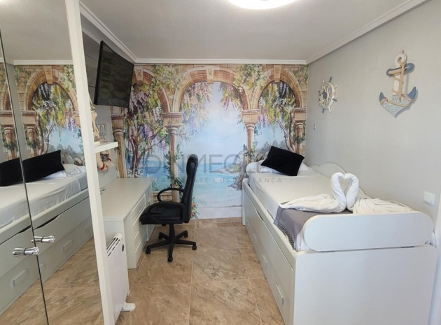 Resale - Apartment - Torrevieja - La Mata