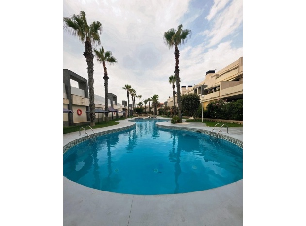 Resale - Apartment - Torrevieja - La Mata