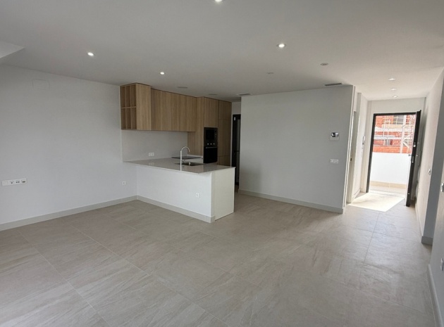 Resale - Apartment - Torrevieja - Torrevieja Centro