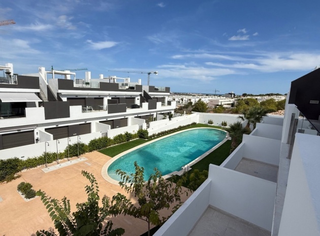 Resale - Apartment - Torrevieja - Torrevieja Centro
