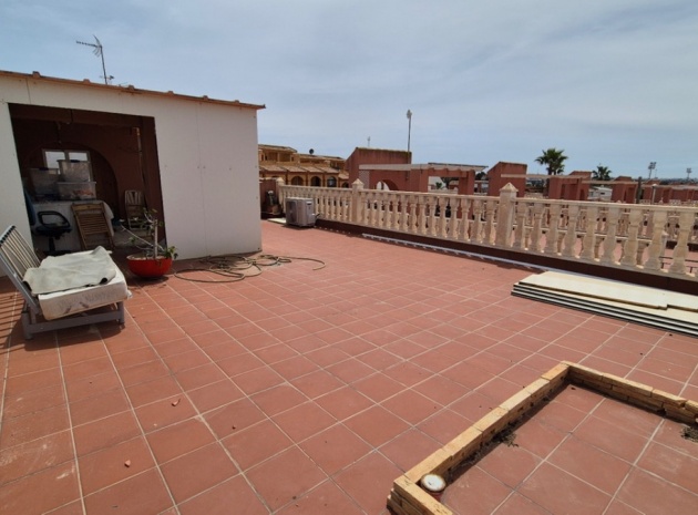 Resale - Villa - Torrevieja - Torrevieja Centro