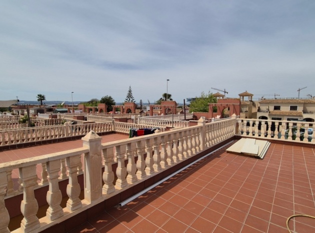 Resale - Villa - Torrevieja - Torrevieja Centro
