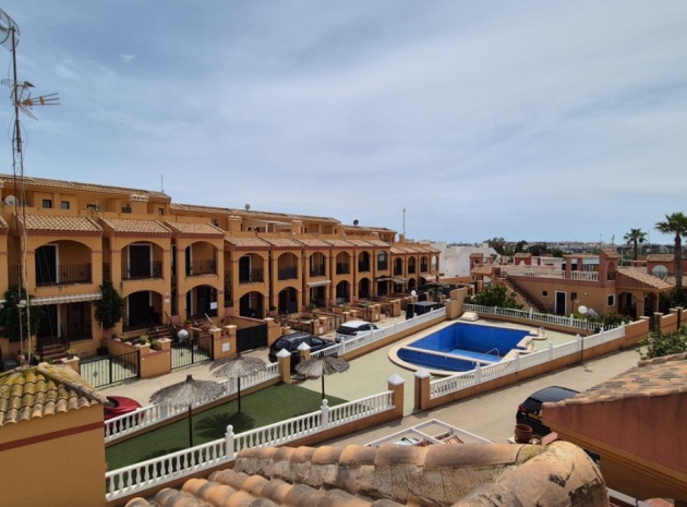 Resale - Villa - Torrevieja - Torrevieja Centro