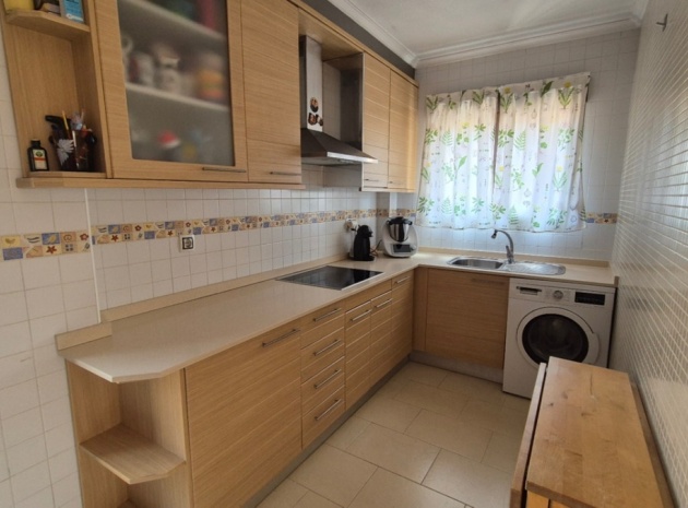 Resale - Villa - Torrevieja - Torrevieja Centro