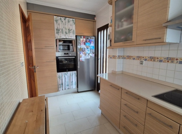 Resale - Villa - Torrevieja - Torrevieja Centro