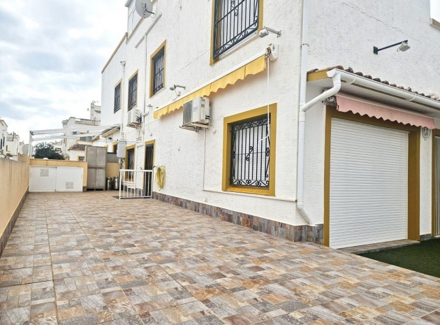 Resale - Villa - Orihuela - Los Altos