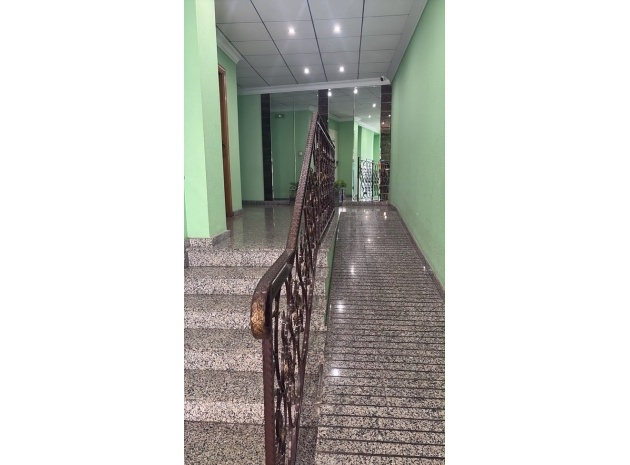 Resale - Apartment - Torrevieja - Torrevieja Centro