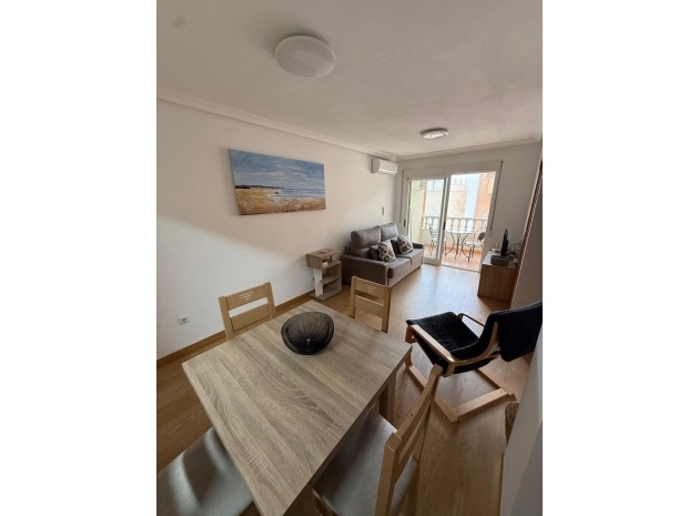 Resale - Apartment - Torrevieja - Torrevieja Centro