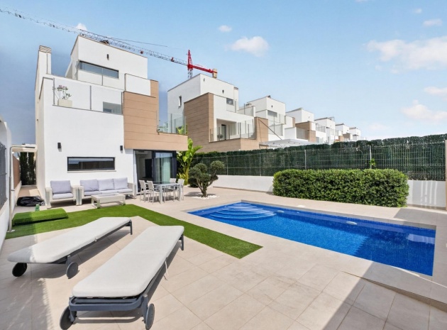 Resale - Villa - Guardamar del Segura - Urbanización El Raso