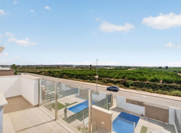 Resale - Villa - Guardamar del Segura - Urbanización El Raso
