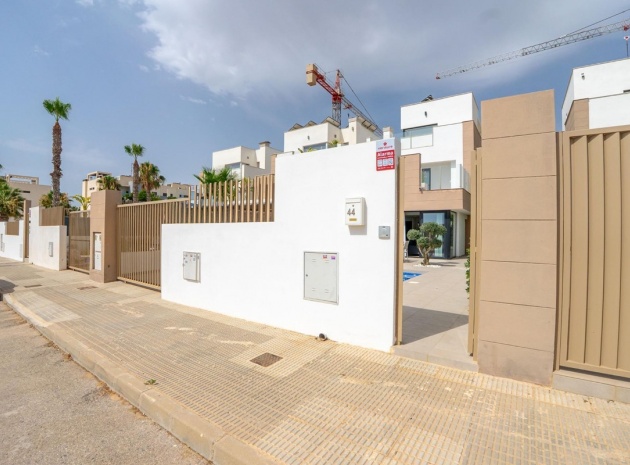 Resale - Villa - Guardamar del Segura - Urbanización El Raso