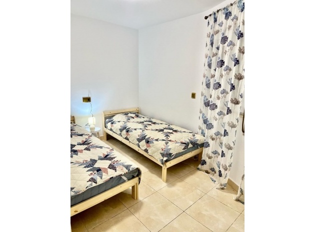 Resale - Apartment - Torrevieja - Torrevieja Centro