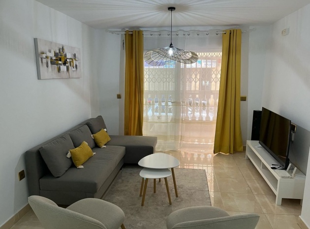 Resale - Apartment - Torrevieja - Torrevieja Centro